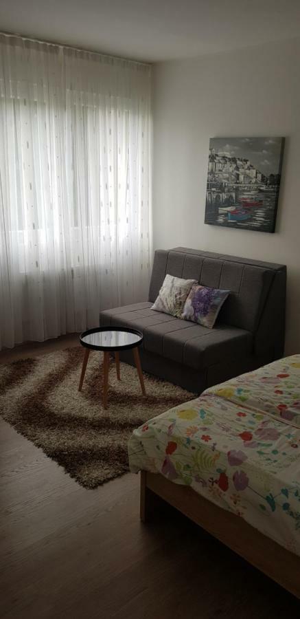 Orhideja Osijek Apartment Luaran gambar